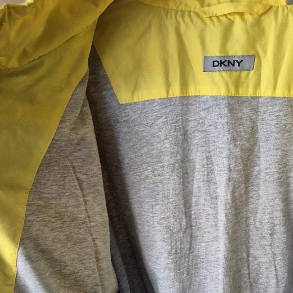 DKNY Men's Vibrant Yellow Windbreaker- XXL - Picture 11 of 15